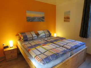 Ferienhaus Holtgast Ferienhaus Mariechen mit Sauna Bild 2